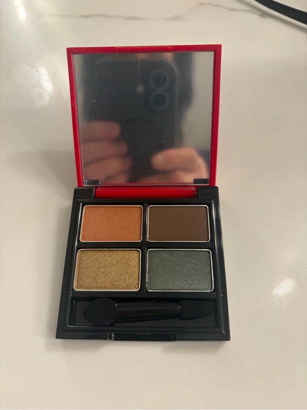 N/A glimmer eyeshadow